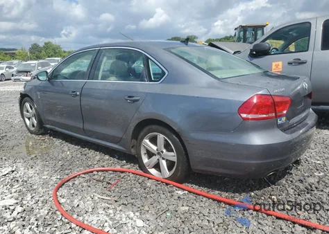 2012 Volkswagen Passat Se z USA, uszkodzony, nr VIN 1VWBH7A38CC082790